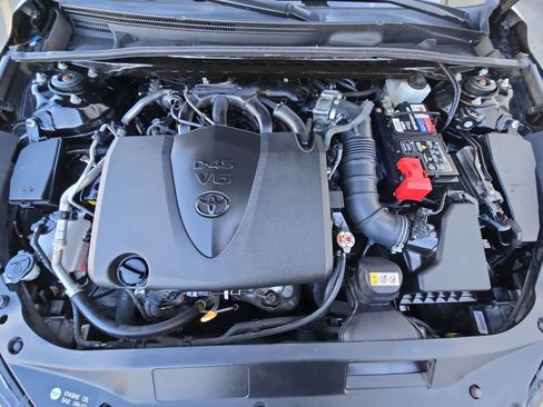 Used 2021 Toyota Avalon Limited image 36