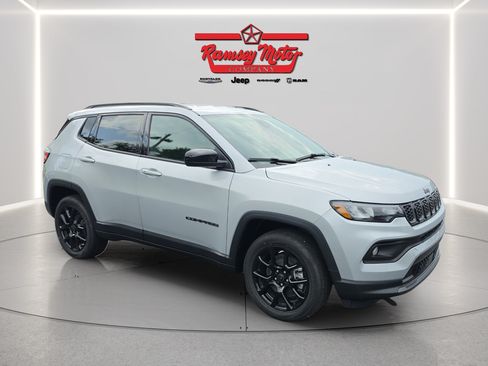 New 2026 Jeep Compass Latitude AWD/4WD image 7