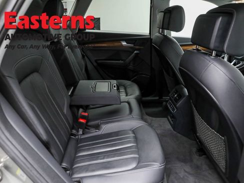 Used 2023 Audi Q5 2.0T Premium w/ Convenience Package AWD/4WD image 23