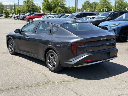 Used 2025 Kia K4 FWD image 4