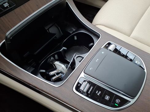 Used 2022 Mercedes-Benz GLC 300 GLC 300 4MATIC image 19