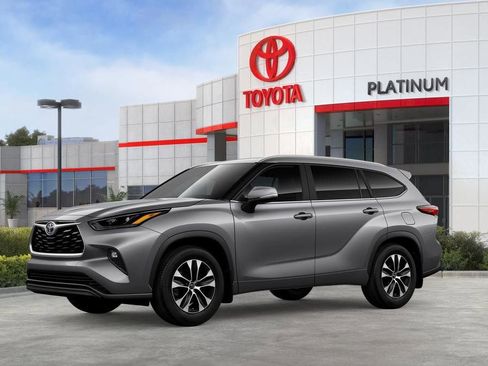 New 2026 Toyota Highlander XLE AWD/4WD image 2