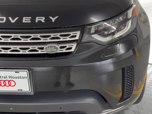 Used 2017 Land Rover Discovery HSE Luxury AWD/4WD image 11