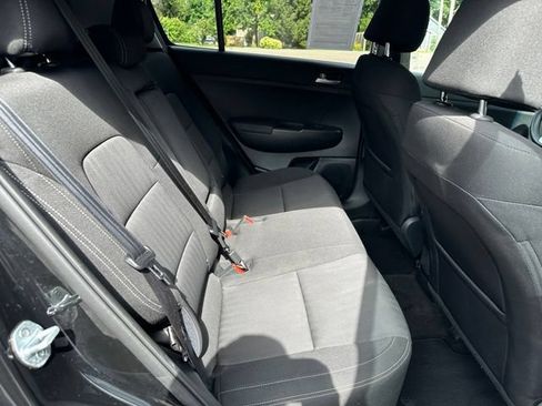 Used 2020 Kia Sportage LX AWD/4WD image 17