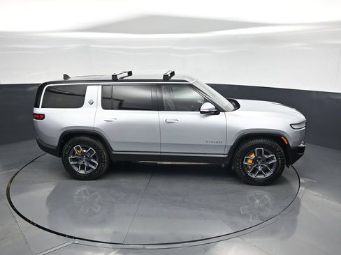 Used 2023 Rivian R1S Adventure Quad AWD/4WD image 55