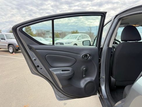 Used 2018 Nissan Versa S image 13
