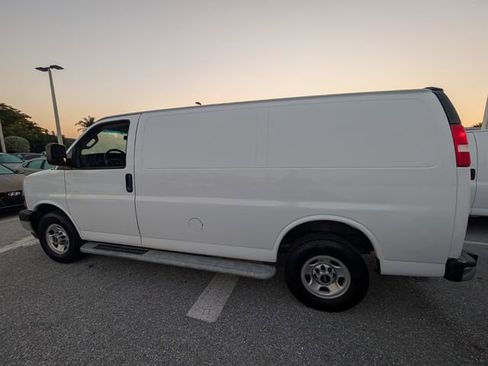 Used 2021 GMC Savana 2500 w/ Driver Convenience Package RWD image 7
