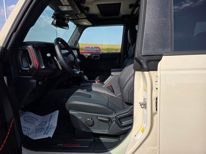 New 2025 Ford Bronco Raptor w/ Interior Carbon Fiber Pack