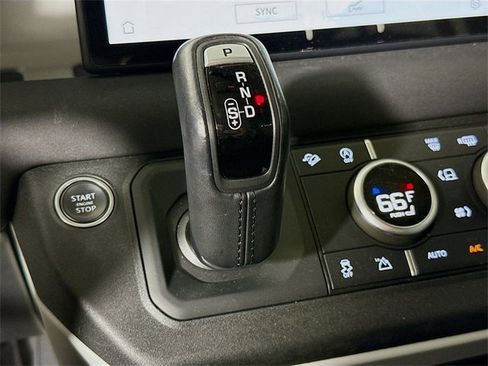 Certified 2022 Land Rover Defender 110 SE image 19