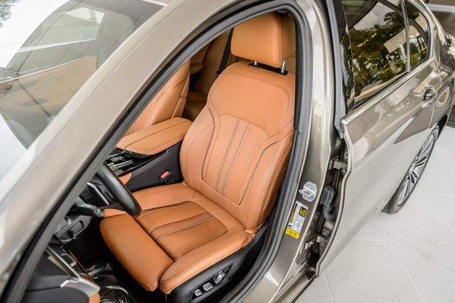 Used 2017 BMW 540i RWD image 42
