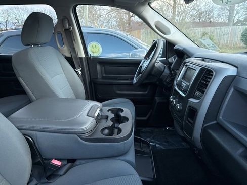 Used 2014 RAM 1500 Express image 16
