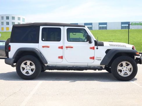 Used 2021 Jeep Wrangler Unlimited Sport AWD/4WD image 4