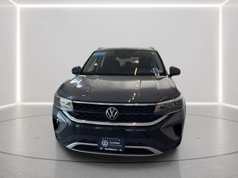 Used 2023 Volkswagen Taos SE AWD/4WD image 23