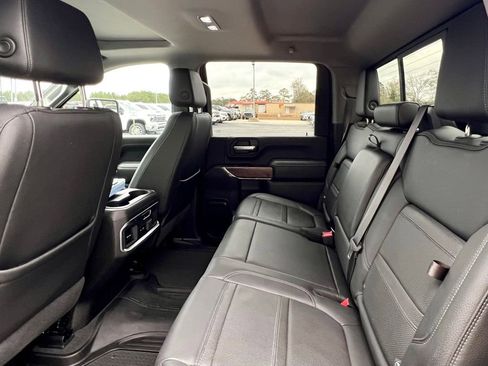 Used 2023 GMC Sierra 3500 Denali w/ Denali Ultimate Package image 21