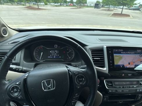 Used 2019 Honda Ridgeline RTL-E image 7