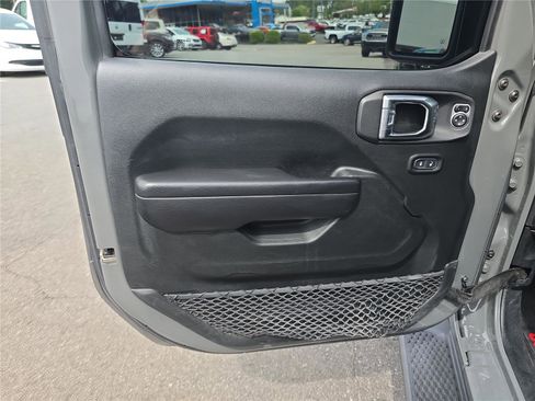 Used 2021 Jeep Wrangler Unlimited Sport AWD/4WD image 18