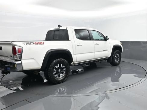 Used 2023 Toyota Tacoma TRD Off-Road AWD/4WD image 21