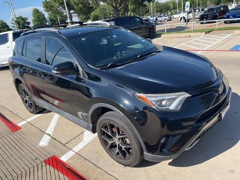 Used 2018 Toyota RAV4 SE w/ Power Extra Value Package FWD image 5