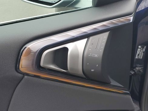 New 2026 BMW X3 xDrive30 w/ Premium Package image 7
