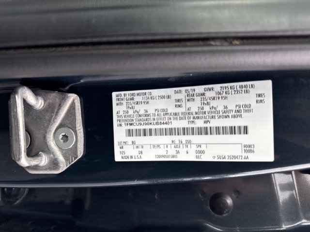 Used 2019 Ford Escape Titanium AWD/4WD image 32