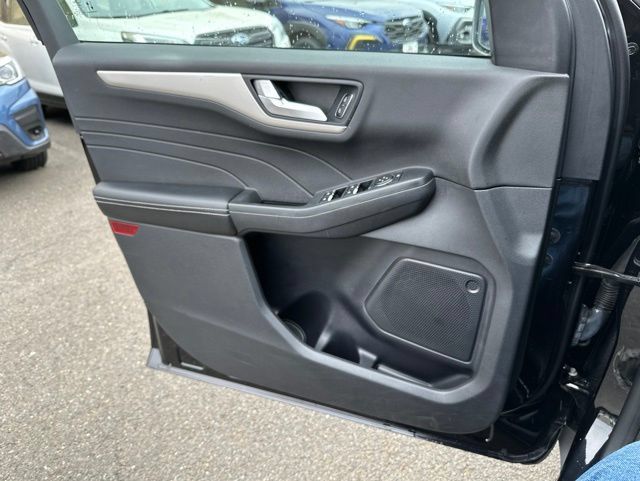 Used 2022 Ford Escape SEL AWD/4WD image 21