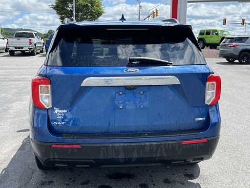 Used 2020 Ford Explorer XLT AWD/4WD image 4