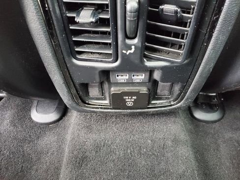 Used 2020 Jeep Grand Cherokee Limited X image 15