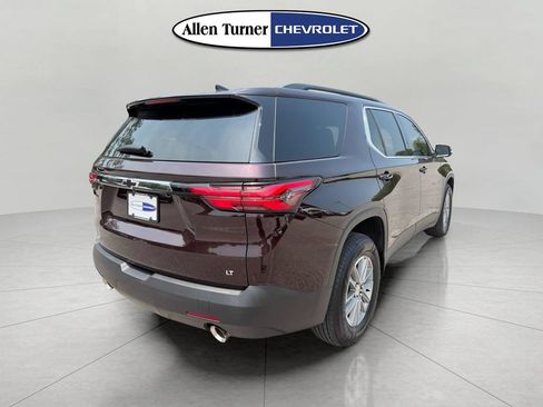 Used 2023 Chevrolet Traverse LT FWD image 4