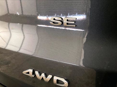 Certified 2020 Ford EcoSport SE w/ SE Convenience Package image 13