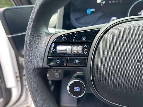 Used 2025 Hyundai Ioniq 6 SE RWD image 8