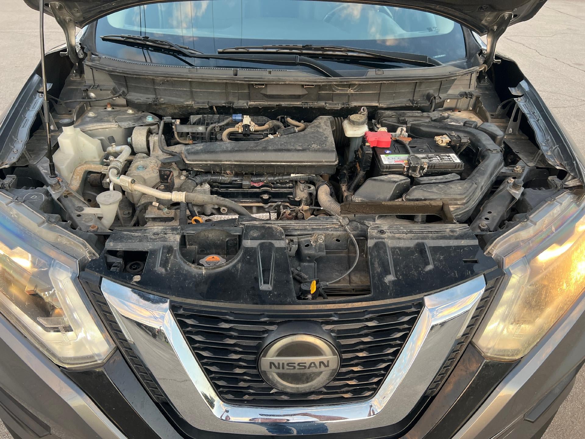 Used 2018 Nissan Rogue SV w/ Premium Package AWD/4WD image 22