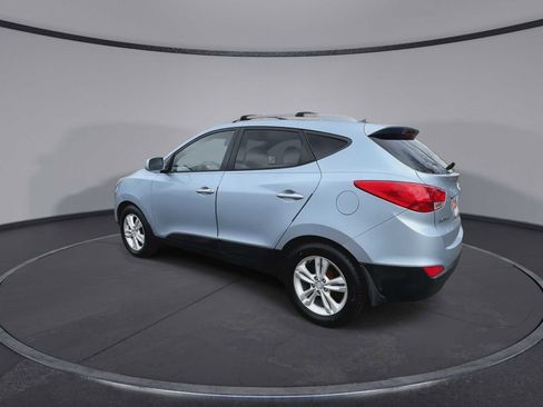 Used 2011 Hyundai Tucson GLS image 6