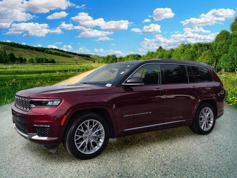 Used 2023 Jeep Grand Cherokee L Summit AWD/4WD image 2