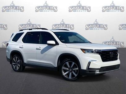 Used 2025 Honda Pilot Touring