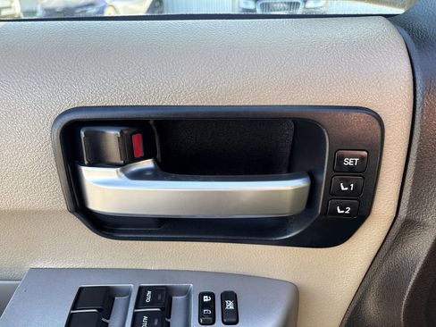 Used 2008 Toyota Sequoia Platinum image 12