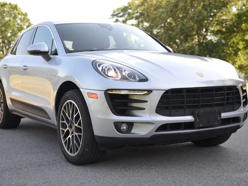 Used 2015 Porsche Macan S AWD/4WD image 16