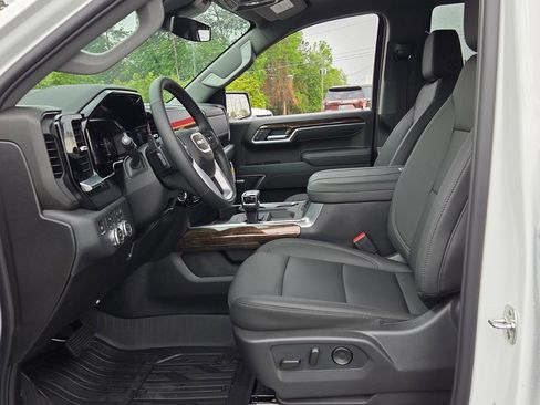New 2026 GMC Sierra 1500 Elevation w/ Elevation Premium Package AWD/4WD image 3