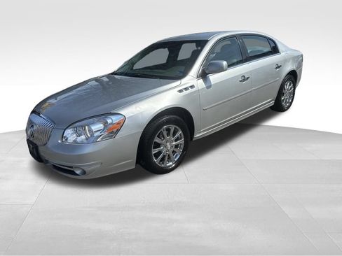 Used 2010 Buick Lucerne CXL FWD image 2