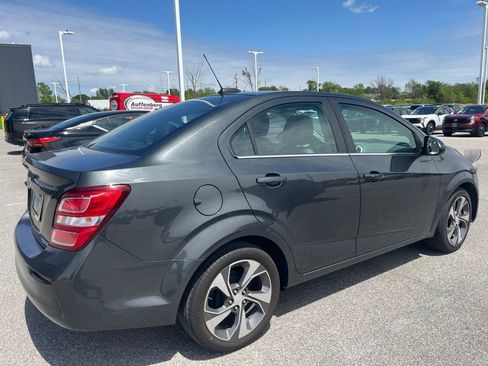 Used 2019 Chevrolet Sonic Premier FWD image 3
