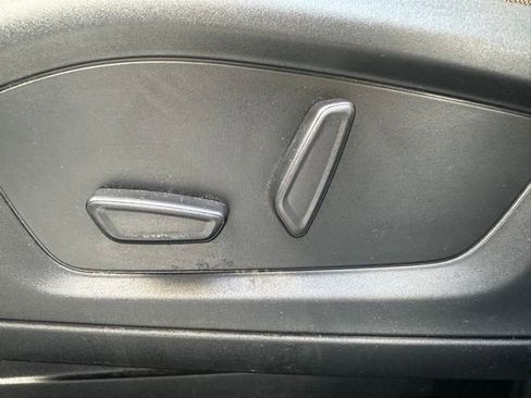 Certified 2021 Ford Explorer 2WD image 27