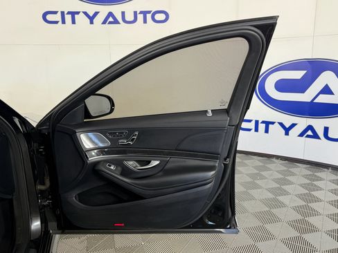 Used 2018 Mercedes-Benz S 560 4MATIC Sedan image 13