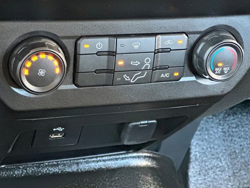 Used 2022 Ford F350 XL w/ Trailer Tow Package image 18