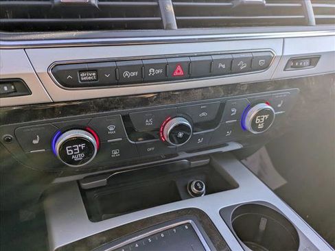 Used 2019 Audi Q7 2.0T Premium w/ Convenience Package image 10