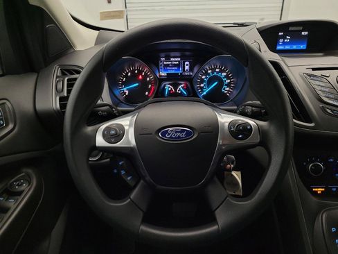 Used 2016 Ford Escape S FWD image 22