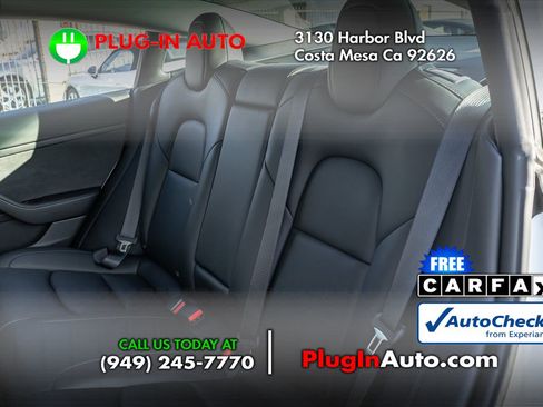 Used 2022 Tesla Model 3 Performance image 11