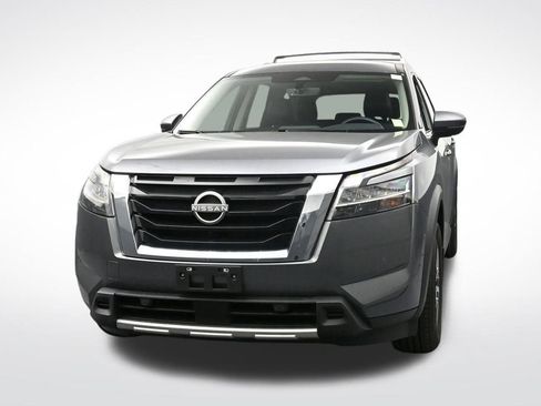 Used 2024 Nissan Pathfinder SL AWD/4WD image 8