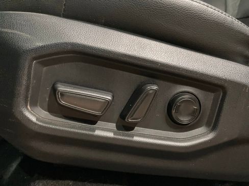 Used 2024 Toyota Tundra Limited image 12