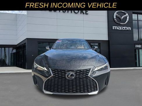 Used 2024 Lexus IS 300 w/ Comfort Package RWD image 5