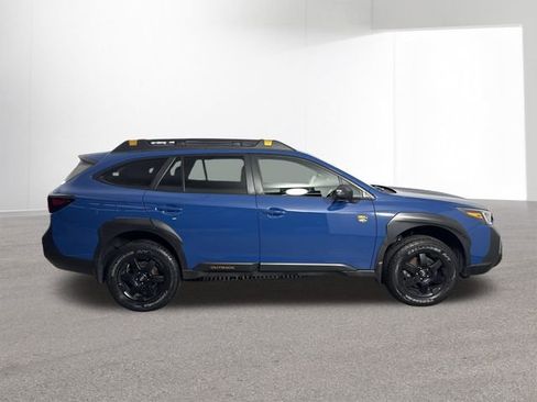 Used 2022 Subaru Outback Wilderness w/ Wilderness Package image 36