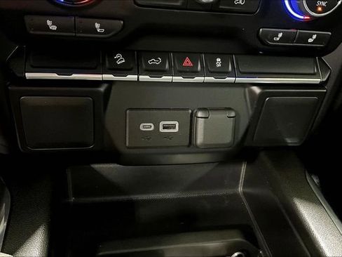 Used 2022 Chevrolet Silverado 1500 RST AWD/4WD image 16